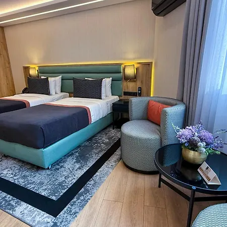 Vital Hotel *