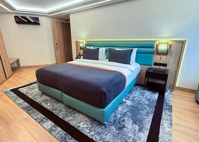 Vital * Κωνσταντινούπολη